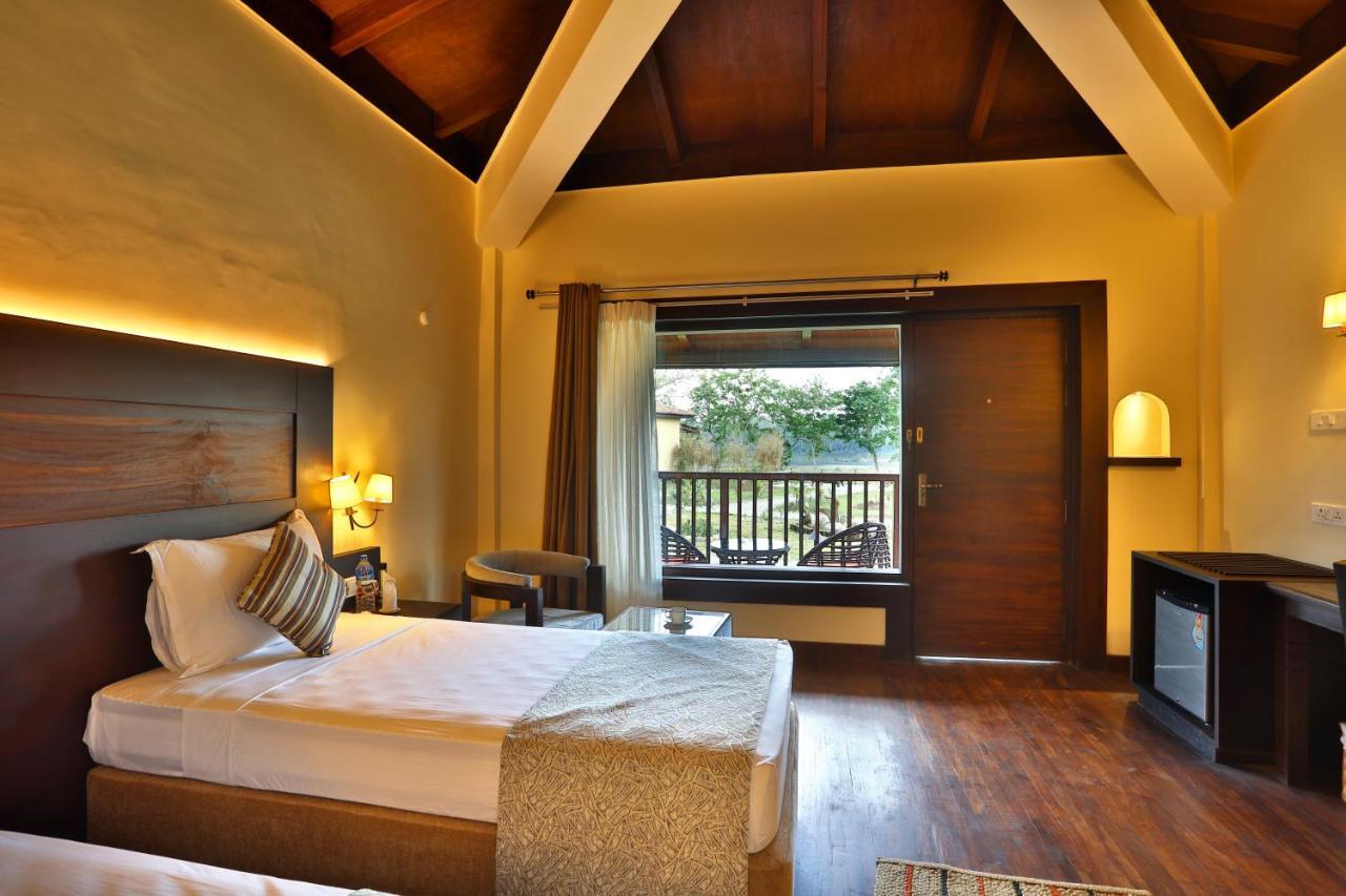 Jungle Villa Resort - Near Chitwan National Park Exterior foto