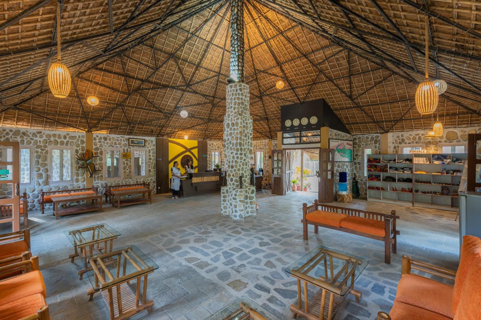 Jungle Villa Resort - Near Chitwan National Park Exterior foto